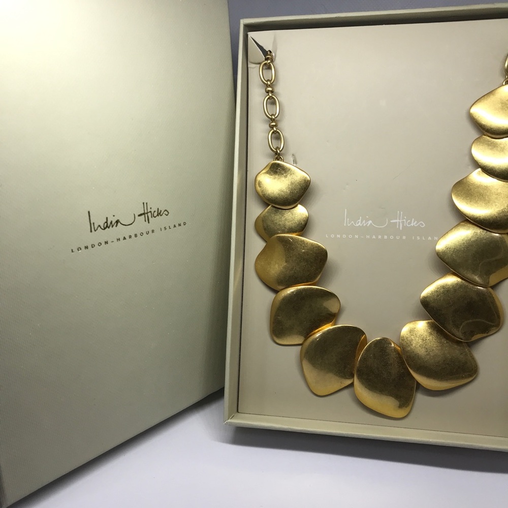 India Hicks Skimming Stones Necklace Choker